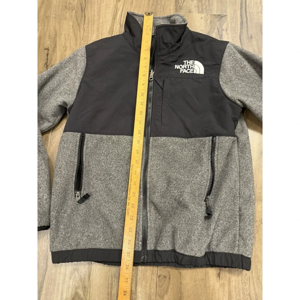 The North Face Boys Medium Gray Black Denali Fleece Full Zip Jacket Coat L